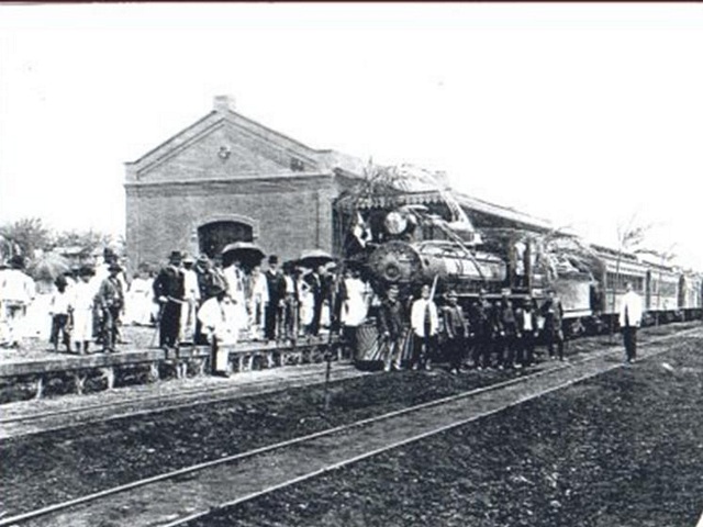 img_antiga_jundiai_2_inauguracao_estacao_ferroviaria_original_1909