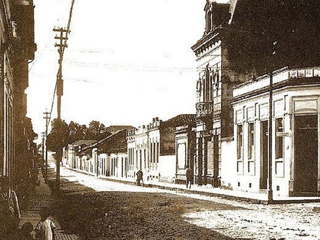 img_antiga_jundiai_b_19_esquina_da_rua_do_rosario_com_a_rua_padroeira